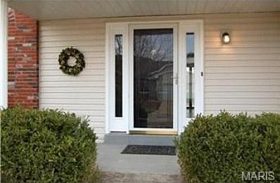 2nd image of 2056 Rosedale Ct