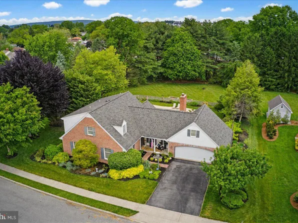 175 N Linden St, Manheim, PA 17545