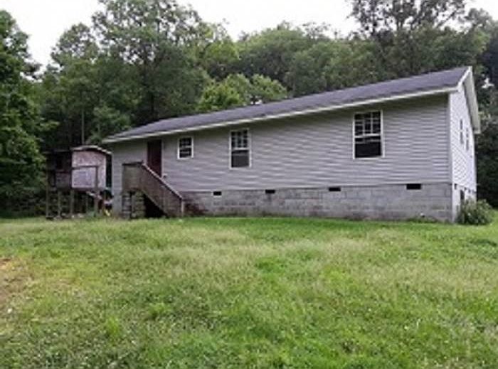 2nd image of 1566 Backus Branch Rd