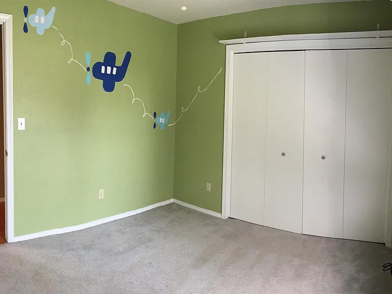 214 W Dewey St — Photo 10