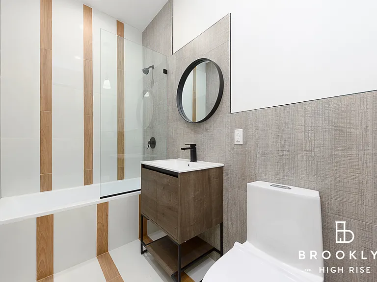 1692 Pacific St #3B — Photo 5