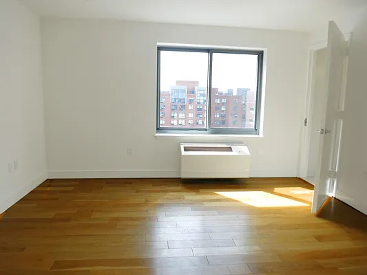 Rented by MNS | media 12