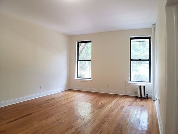 2nd image of 246 Bradhurst Ave APT 23