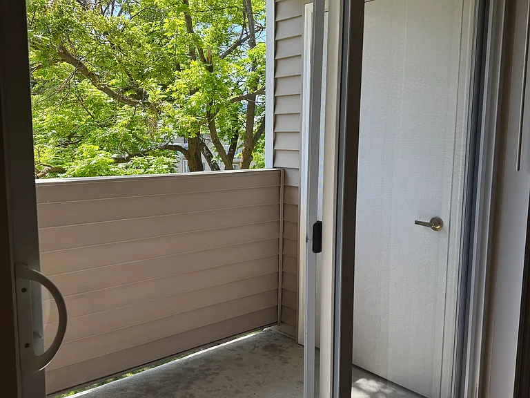 Four Oaks Balcony-Closet