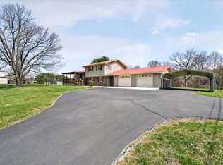 886 Drake And Shockley St, Spencer, TN 38585