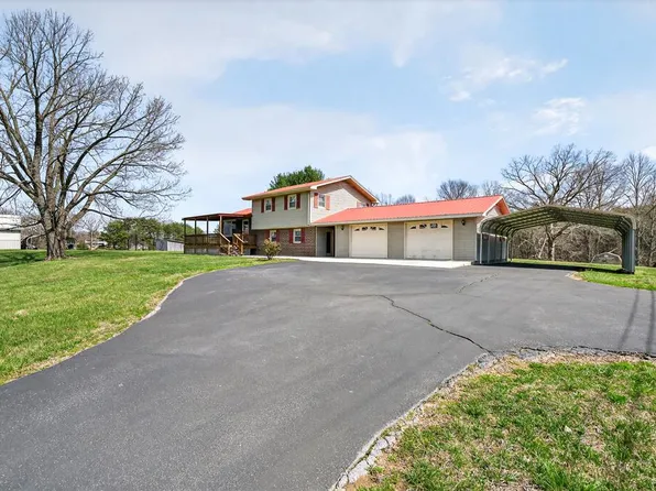 886 Drake And Shockley St, Spencer, TN 38585