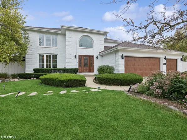 811 Summer Ct, Buffalo Grove, IL 60089