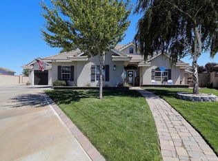 508 Savannah Pl, Tehachapi, CA 93561