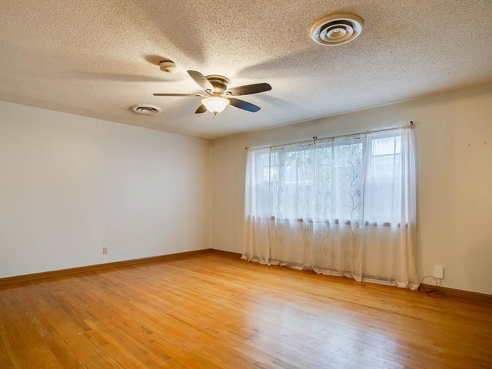 1921 Pontiac Dr, Enid, OK 73703 | MLS #20260653 | Zillow