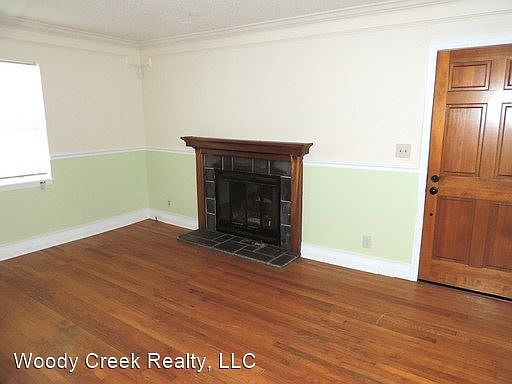 2nd image of 2412 Brice St