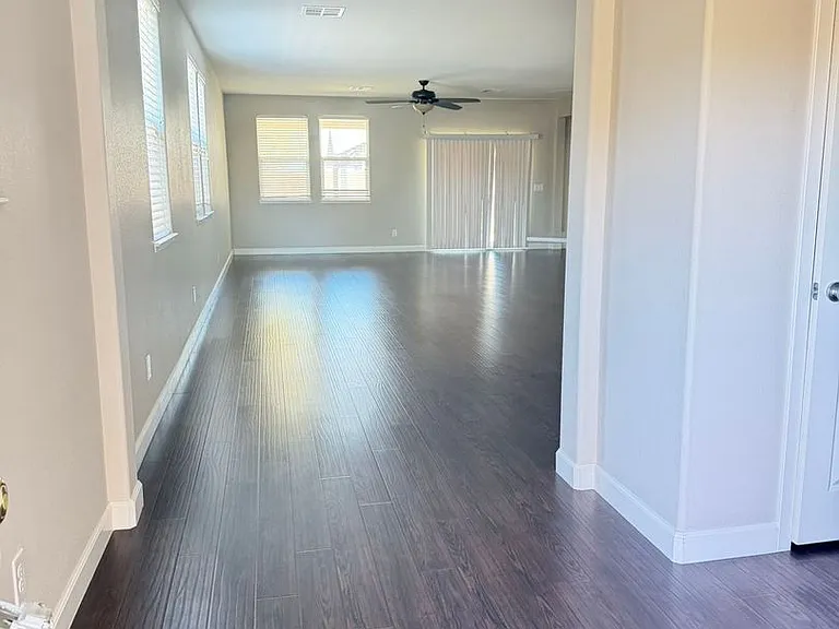 706 Topocoba St — Photo 3