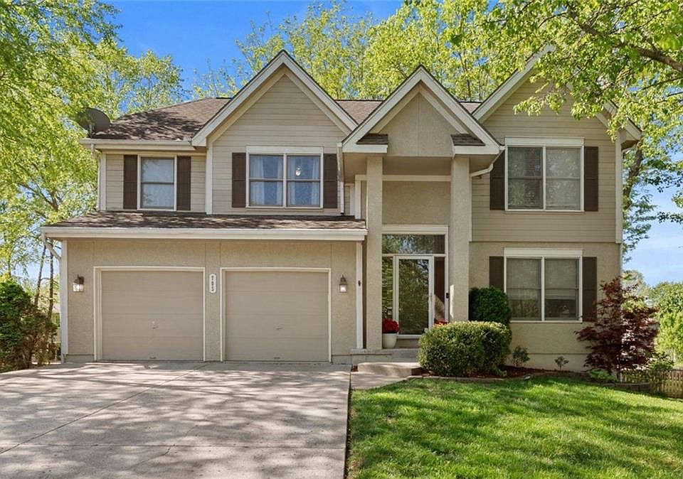 1st image of 705 Hawthorne Dr