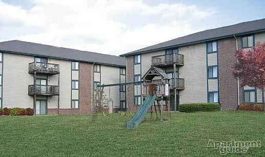 Keystone Park Apartments - Benson — Photo 17