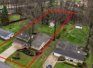 24783 Riverview Dr, Columbia Station, OH 44028