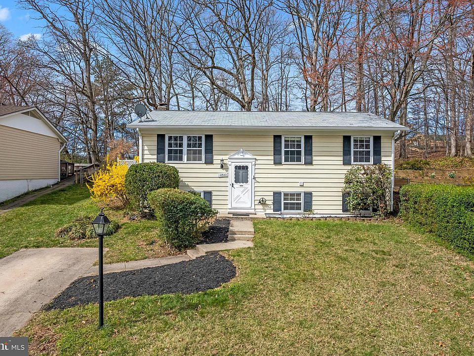 1st image of 12522 Oakwood Dr