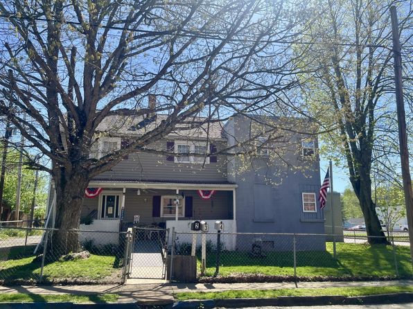 2 North St, Glouster, OH 45732