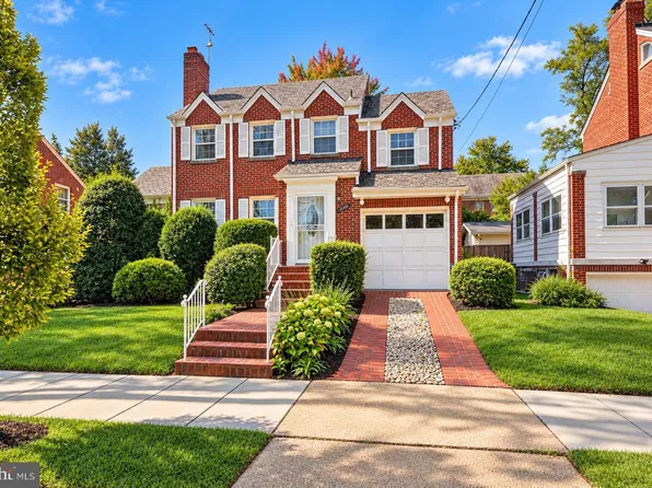3800 17th Pl NE, Washington, DC 20018