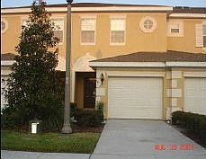 2 Bd/2.5 Baths/1car Garage
