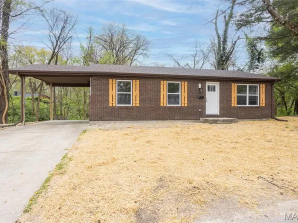 7 Fourscore Dr, Belleville, IL 62226