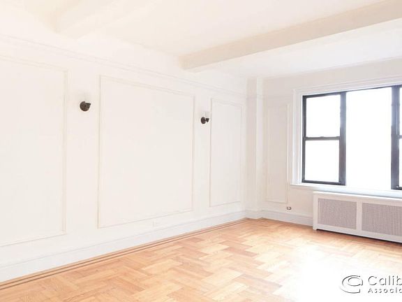 4th image of 235 W 76th St APT 9A