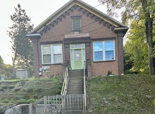 1221 N 25th St #2, Clarksburg, WV 26301