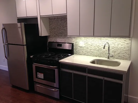 Rented by Premier Metro Realty Corp | media 24