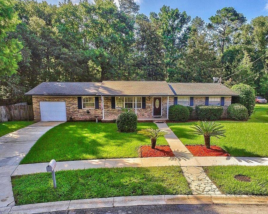 1st image of 1731 Bay Cir