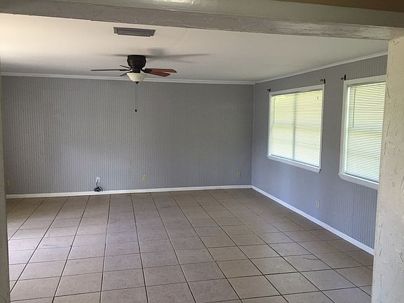 2nd image of 265 NE 8th Ave