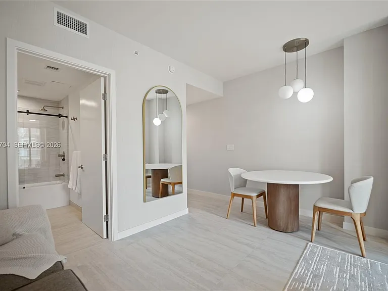 77 SE 5th St #1604 — Photo 5