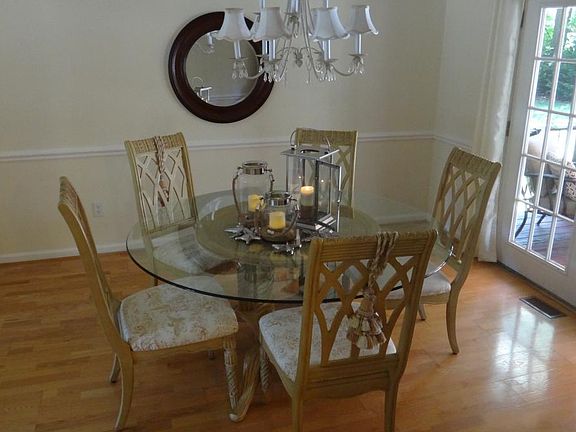 Dining Room w/French Doors