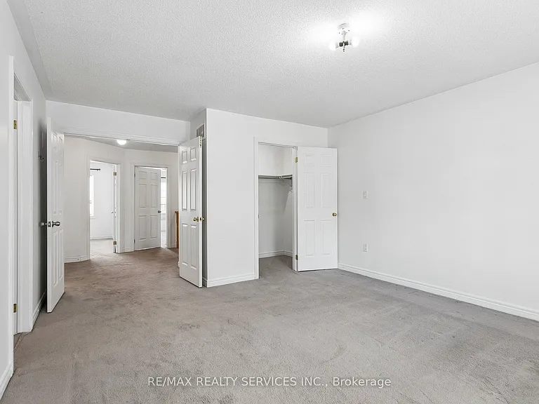 1385 Costigan Rd — Photo 24