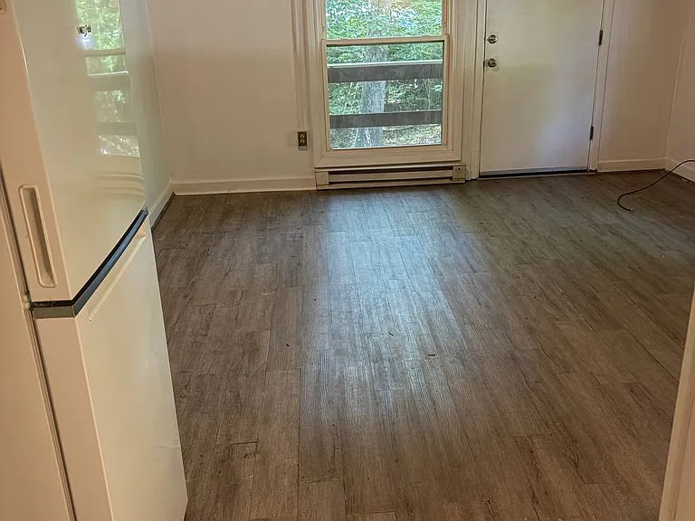 380 Clubhouse Dr #19 — Photo 3