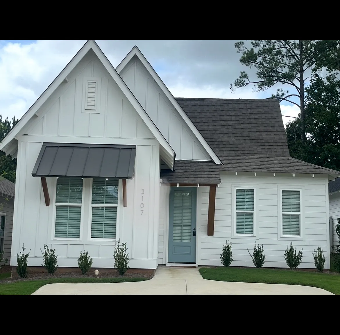 3 bed, 1448 sqft, $2,300 — Photo 1