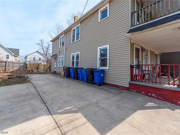 2nd image of 2455 Thurman Ave