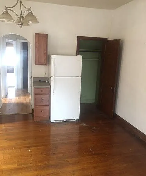 4547 Morganford Rd — Photo 6