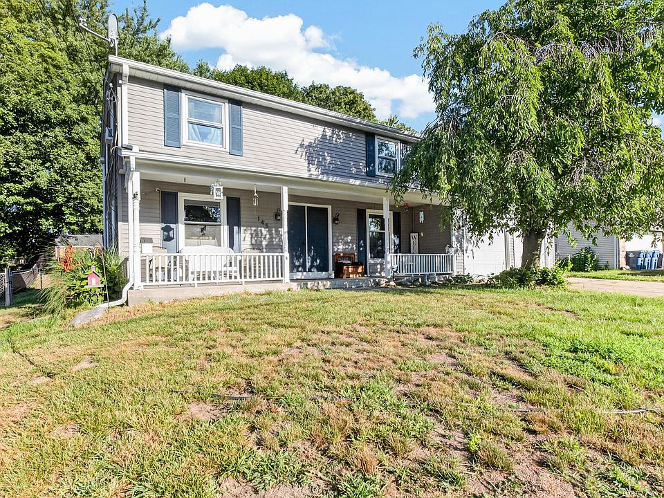 1st image of 145 Lincolnwood Dr