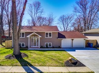 770 Sunset Ave, Sheffield Lake, OH 44054