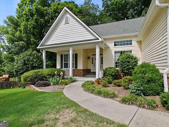 3rd image of 5723 Rutland Way