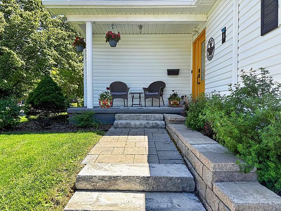 5th image of 8 Windemere Ct