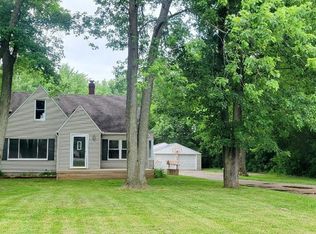 8098 Corunna Rd, Flint, MI 48532