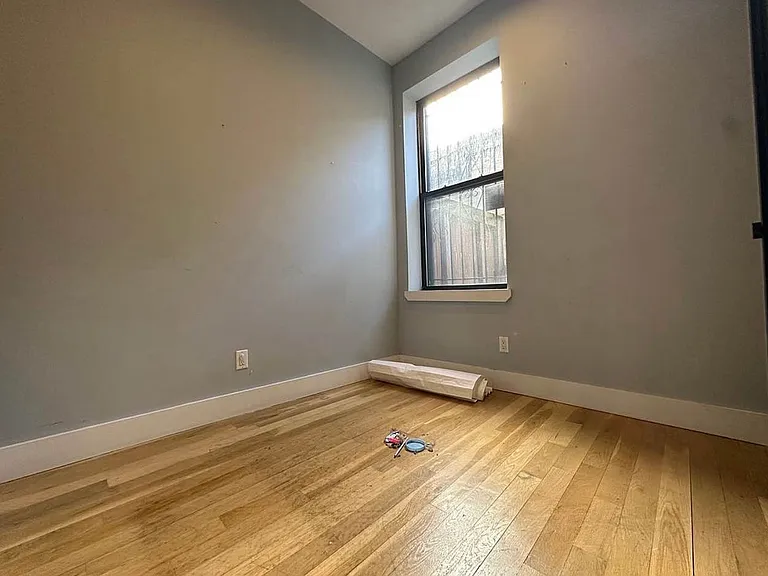86 Havemeyer St #1 — Photo 25