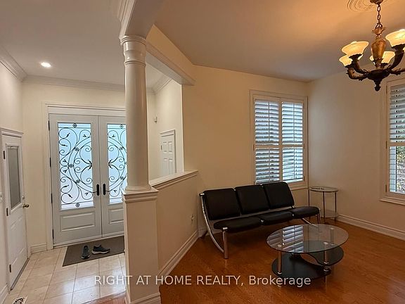 3rd image of 96 Bradgate Dr