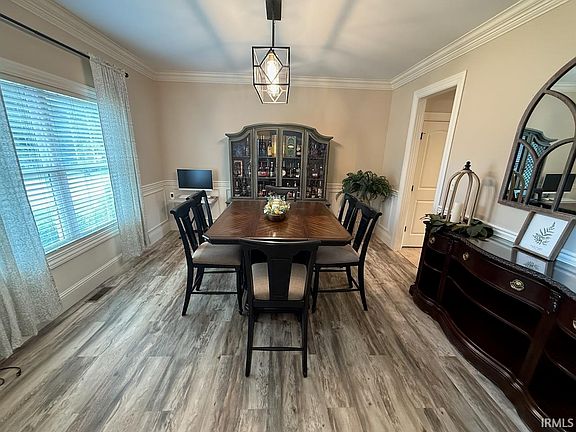 5th image of 8141 Bucks Ln