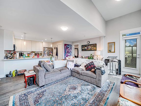 4th image of 2180 Kelly Ave #4170