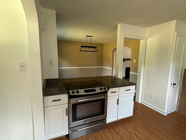 565 Kelso Rd — Photo 9