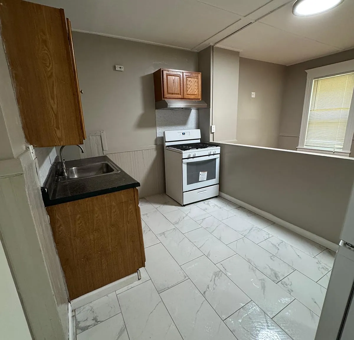 2 bed, 777 sqft, $1,800 — Photo 4