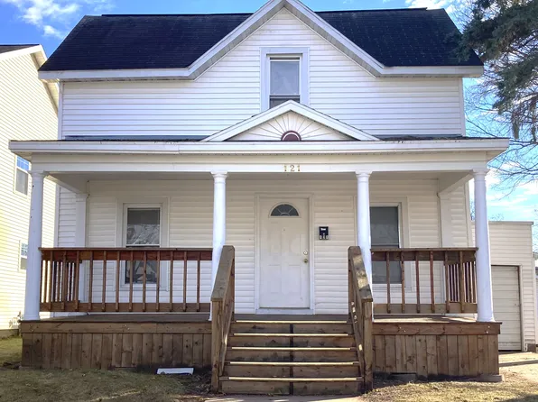 121 Broadway St, Eau Claire, WI 54703