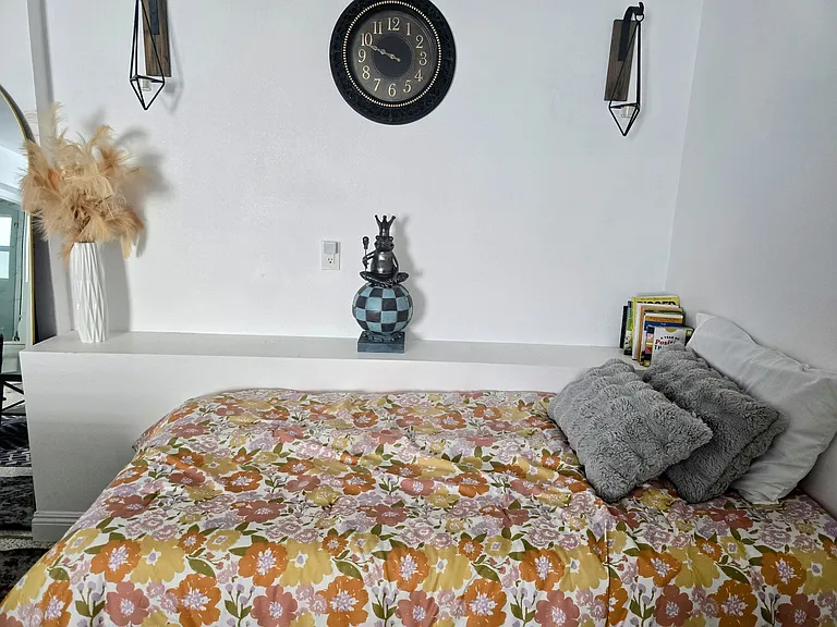 2548 E Wilson Ave — Photo 156