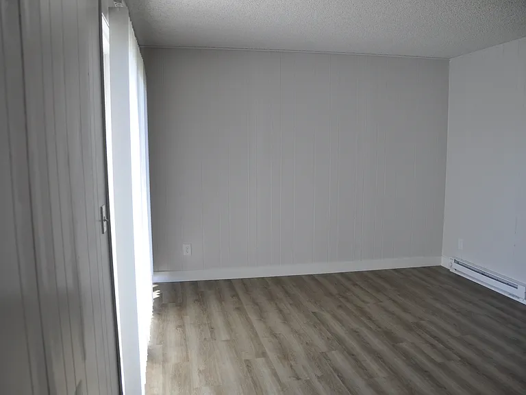 1322 N Holladay Dr — Photo 13