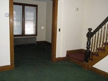 Dining Rm to Parlor